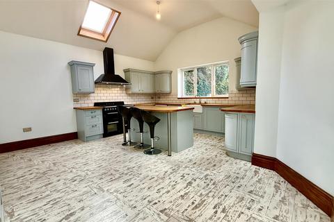 6 bedroom semi-detached house for sale, Norman Road, Birmingham B31