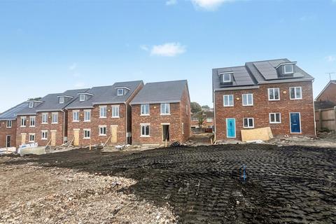 undefined, Straits Road, Dudley DY3