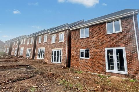 undefined, Straits Road, Dudley DY3