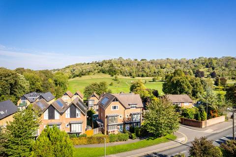 undefined, Roundburrow Close, Warlingham, CR6