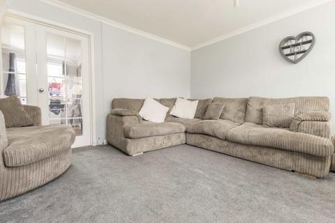 undefined, Gale Close, Hampton TW12