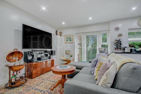 1 bedroom flat for sale, Dollis Hill Lane, London, NW2