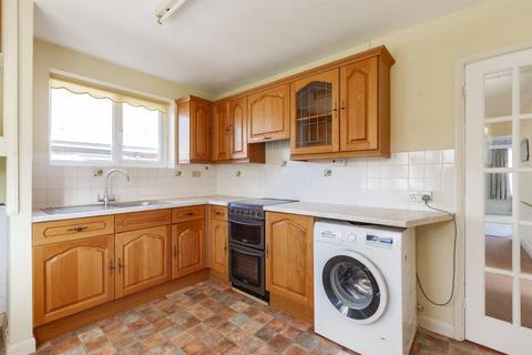 3 bedroom detached bungalow for sale, Meteor Avenue, Whitstable