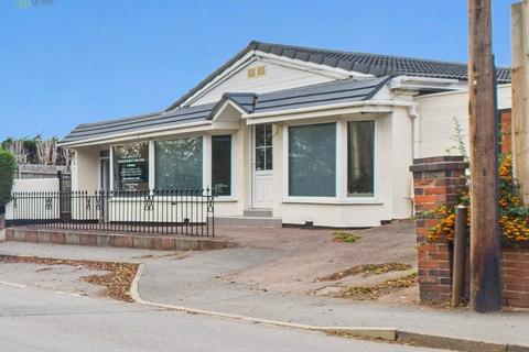 3 bedroom character property for sale, Knowle Hill, Atherstone CV9