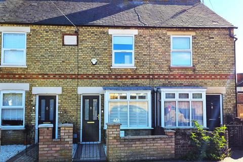 2 bedroom terraced house for sale, Saffron Road, Biggleswade SG18