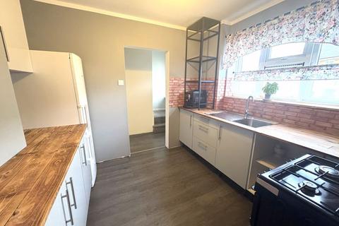38 Kirkstall Crescent, Walsall, WS3 2SR