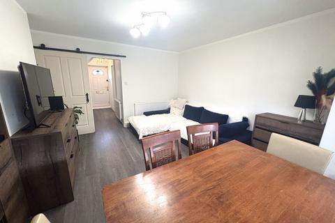 38 Kirkstall Crescent, Walsall, WS3 2SR