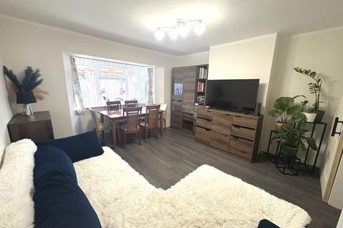 38 Kirkstall Crescent, Walsall, WS3 2SR