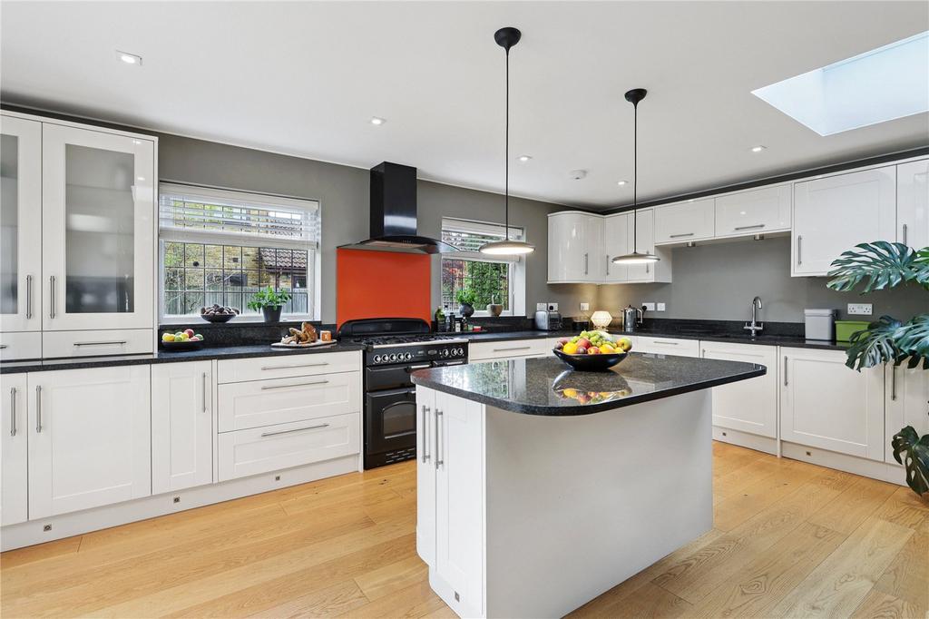 Kitchen/Breakfast