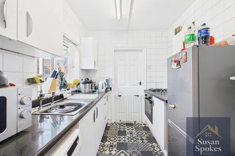 3 bedroom house for sale, Barehirst Street, South Shields