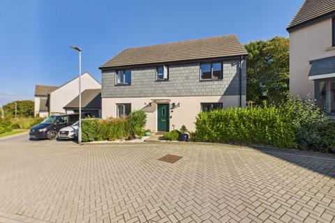 undefined, Poolfield Way, Falmouth - Delightful and generous rear garden