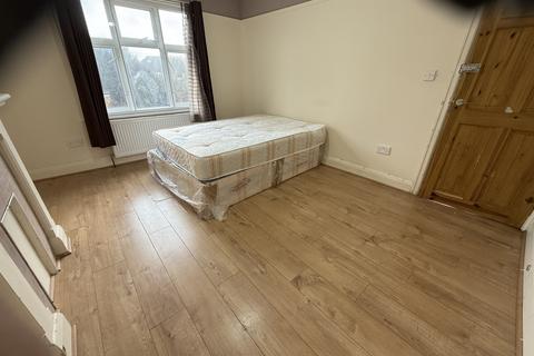 undefined, Sutton Hall Road, HOUNSLOW, TW5