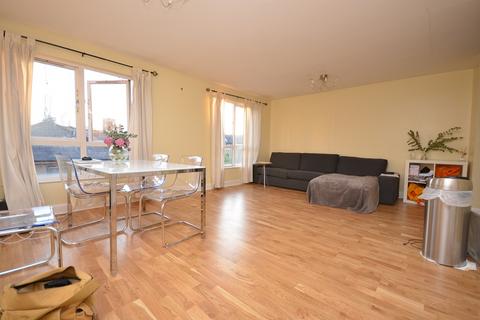 2 bedroom flat to rent, Durward Street, London E1