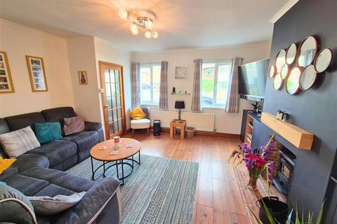 3 bedroom semi-detached house for sale, Mortimer Street, Leominster, HR6 8PG