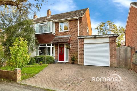 Lawford Crescent, Yateley, Hampshire