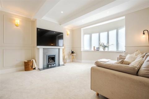 28 Beecroft Way, Dunstable, LU6 1ED