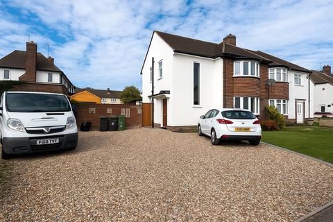 28 Beecroft Way, Dunstable, LU6 1ED
