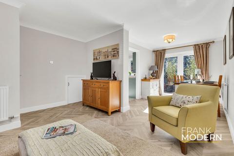 40 Pheasant Grove, Werrington, Peterborough, PE4 5BG