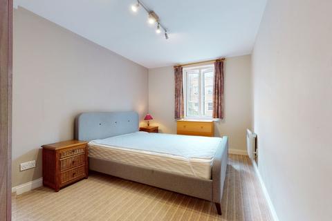 2 bedroom flat to rent, Oswin Street, London SE11