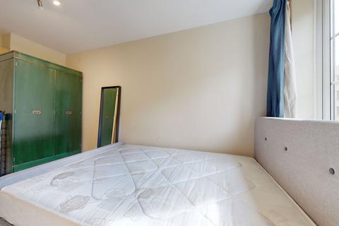2 bedroom flat to rent, Oswin Street, London SE11