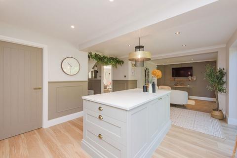 4 bedroom detached house for sale, Millbrook Drive, Lichfield WS14
