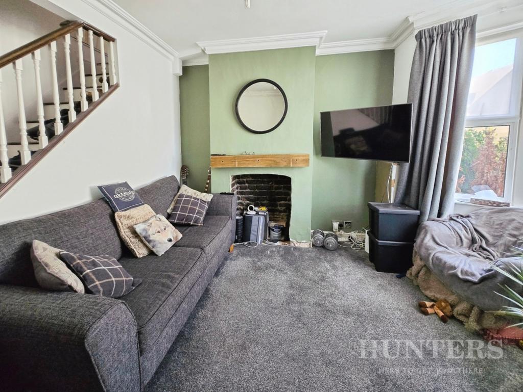 Pbox-living room-343207.jpg