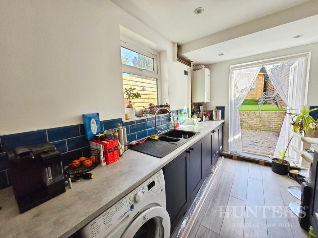 Pbox-kitchen-343207.jpg