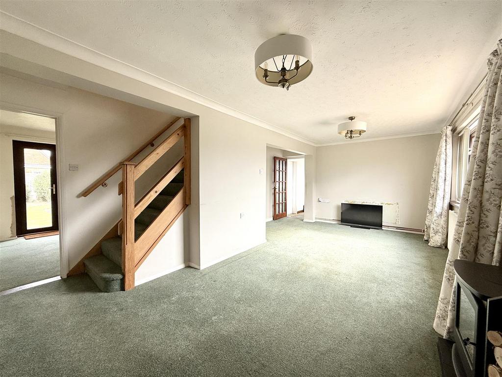 Living Room.jpg