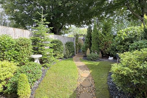 3 bedroom terraced house for sale, Manor Gardens, Wincanton, Somerset, BA9