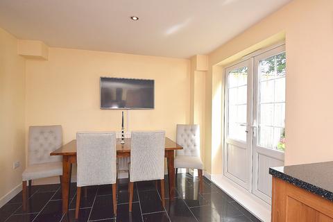 3 bedroom terraced house for sale, Manor Gardens, Wincanton, Somerset, BA9