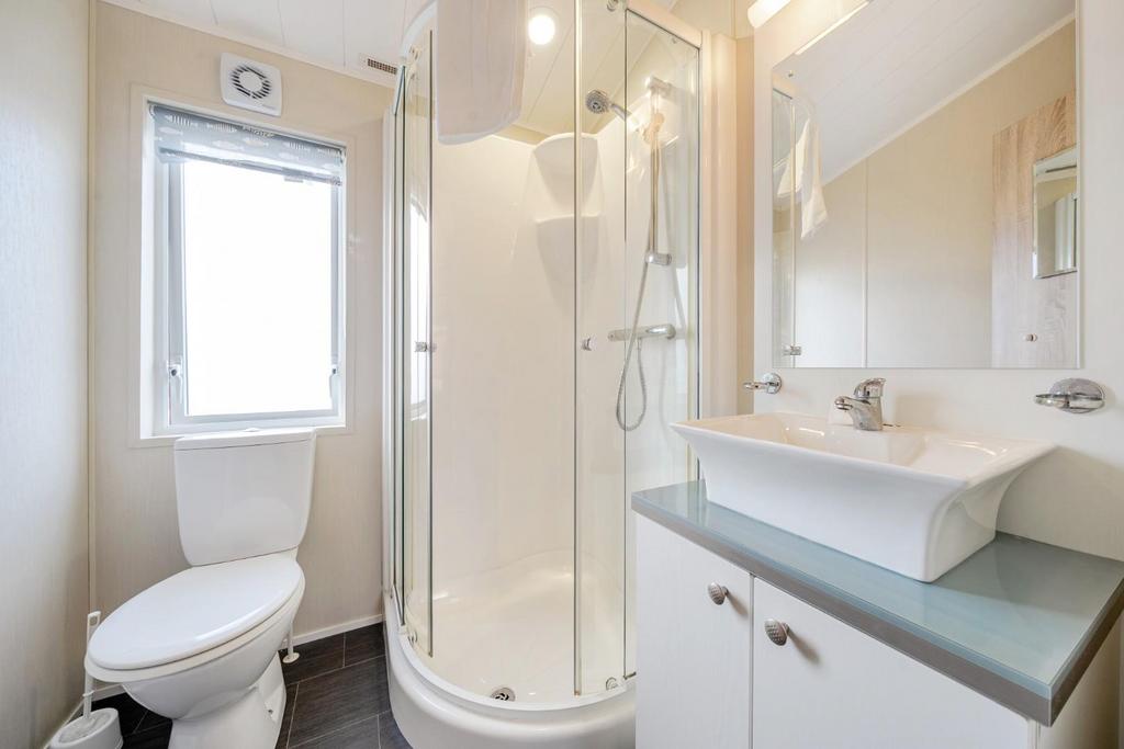 EN-SUITE.jpg