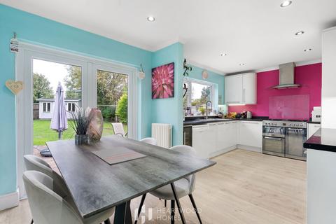 undefined, Roestock Lane, Colney Heath, St. Albans, AL4 0QN