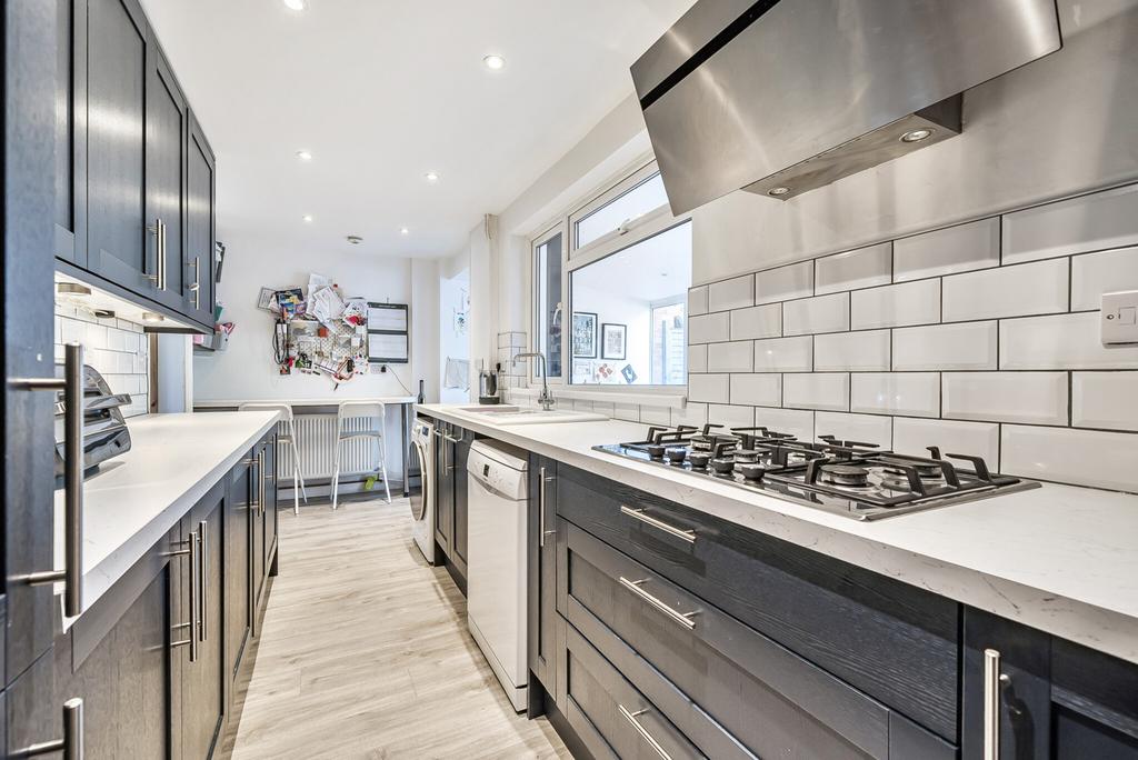 Kitchen Pic 2
