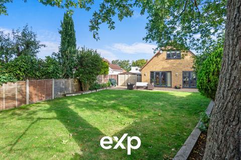4 bedroom detached house for sale, Goring Road, Staines-upon-thames TW18