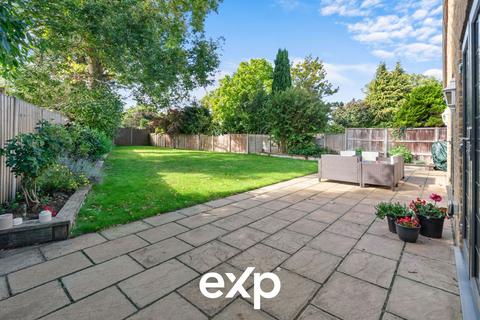 undefined, Goring Road, Staines-upon-thames TW18