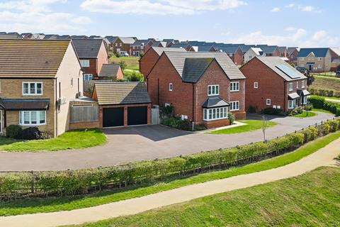 5 bedroom detached house for sale, Sir Henry Fowler Way, Wellingborough, NN8
