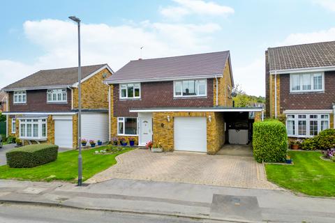 4 bedroom detached house for sale, Lycrome Road, Chesham HP5