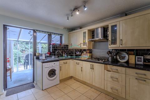 undefined, Bernay Gardens, Milton Keynes