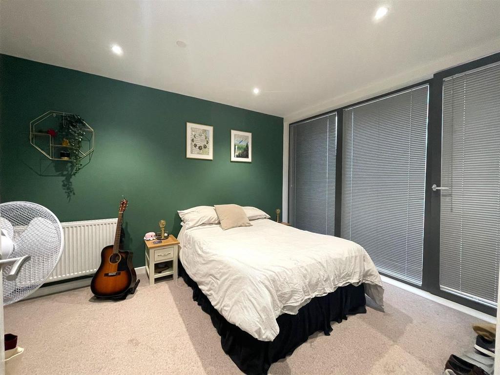 Bedroom.jpg