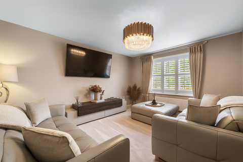 4 bedroom detached house for sale, Kestrel Road, Barnsley S75