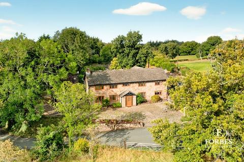 4 bedroom semi-detached house for sale, Back Lane, Heath Charnock PR6