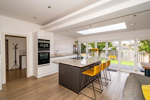 140 Captains Road, Edinburgh, EH17 8DX