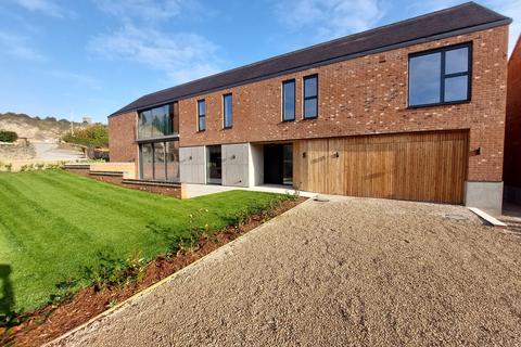 4 bedroom detached house for sale, Manor Court, Derby DE73