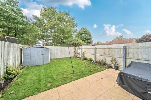undefined, Cowling Close, Horncastle