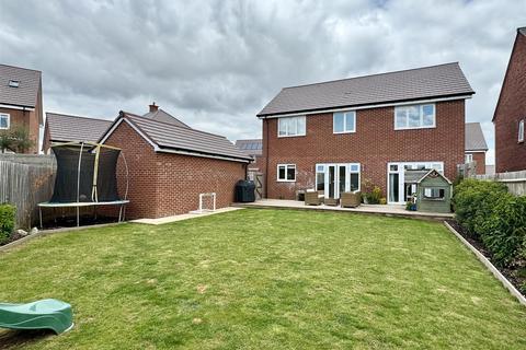 4 bedroom detached house for sale, Emperor Way, Holmer, Hereford
