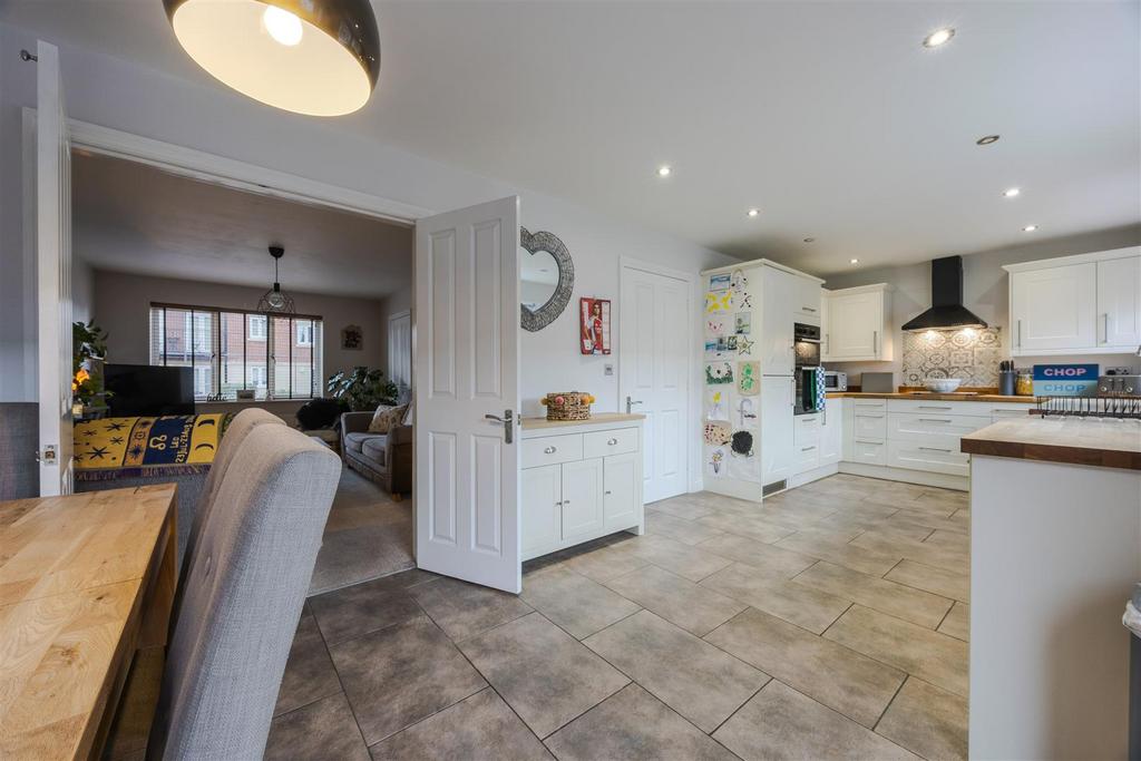 Kitchen diner