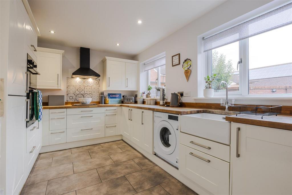 Kitchen diner