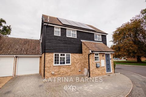 39 Derwent Way, Great Notley, Braintree, CM77 7UH