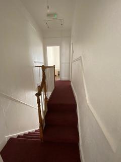 4 bedroom terraced house to rent, Padwell Road, Hampshire, SO14