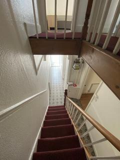 4 bedroom terraced house to rent, Padwell Road, Hampshire, SO14